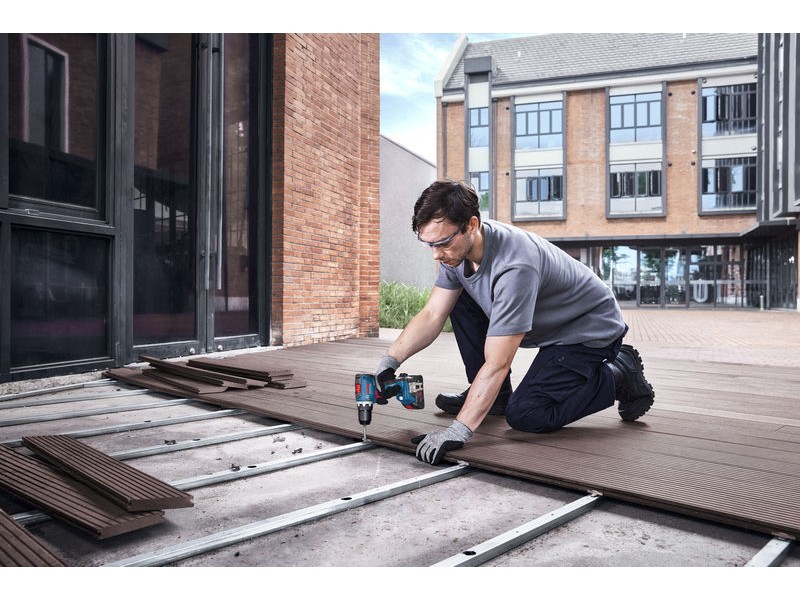 Akumulatorski vrtalni vijačnik Bosch PRO GSR 18V-65 v L-case Pick & Click + 82 dodatkov, 06019N3207